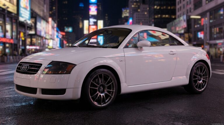 Audi 2005 TT Coupe quattro