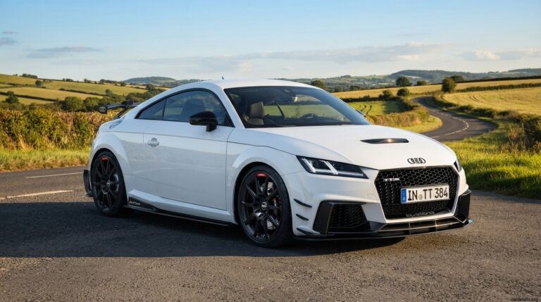Audi 2018 TT RS