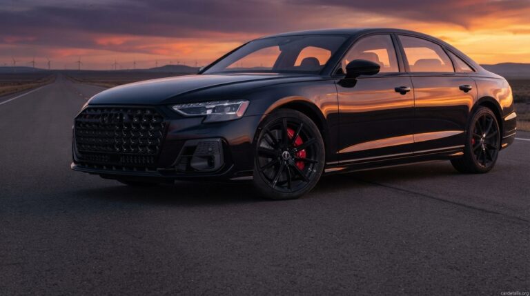 Audi 2023 S8