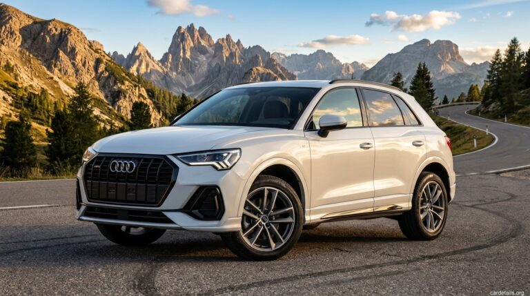 Audi 2025 Q3 S-Line quattro