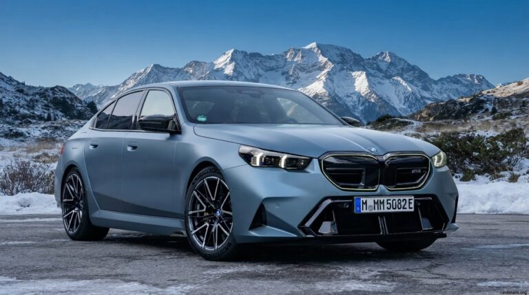 BMW 2025 M5 Sedan