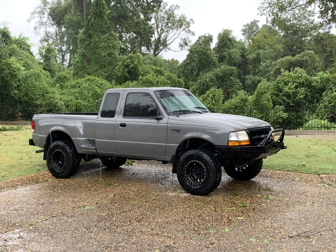 Ford 2000 Postal Vehicle