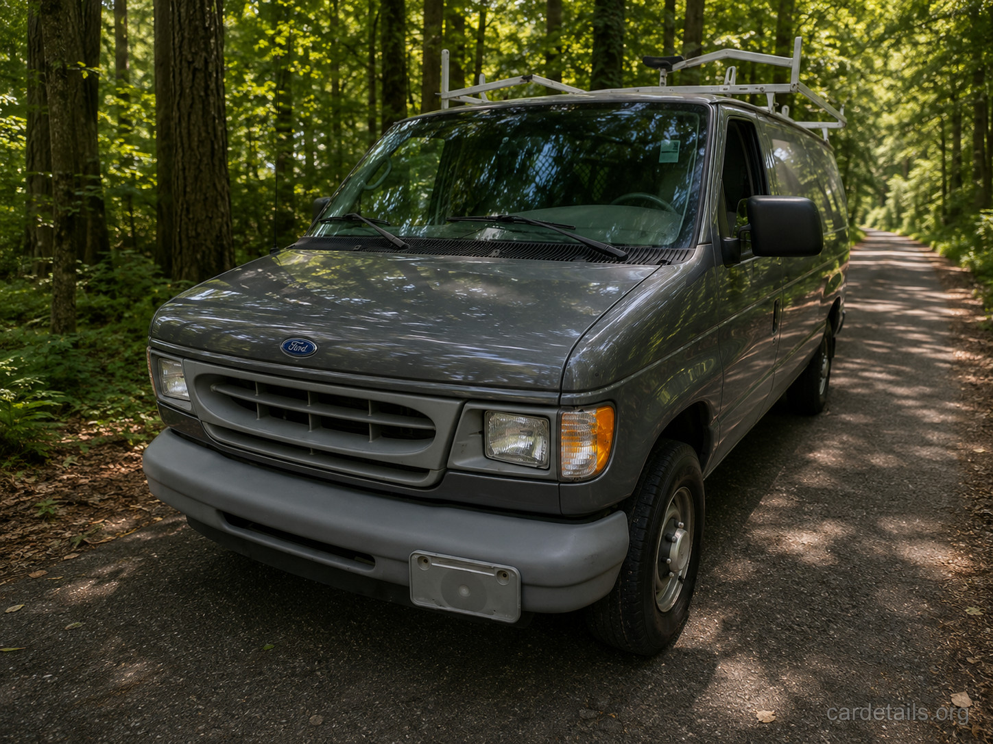 2002 Ford E250 Econoline 2WD