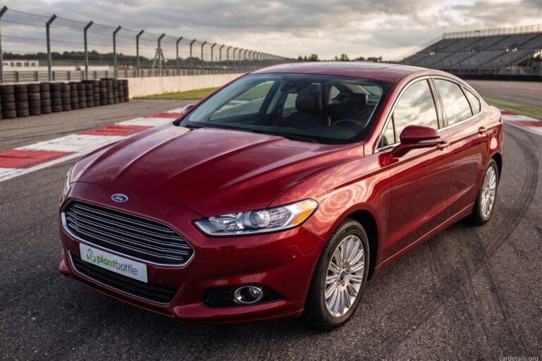 Ford 2013 Fusion Energi Plug-in Hybrid