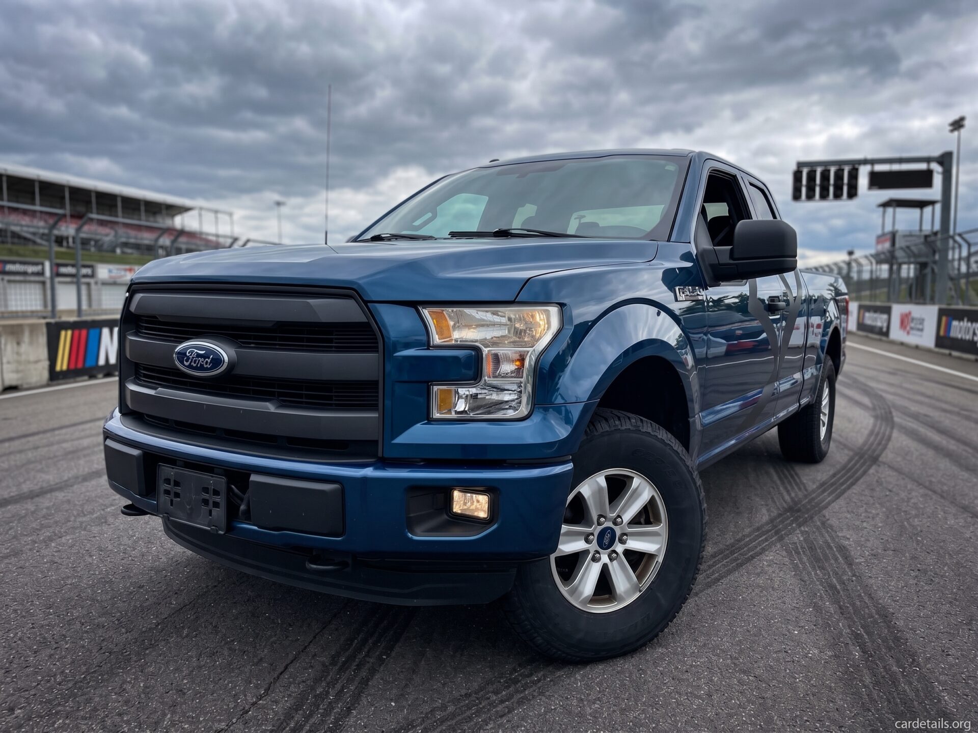 2016 Ford F150 Pickup 4WD