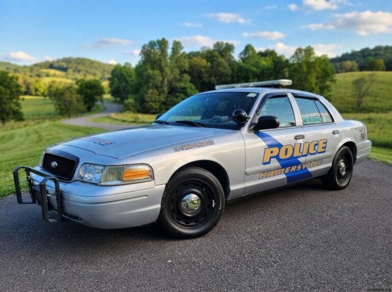 Ford 2003 Crown Victoria Police