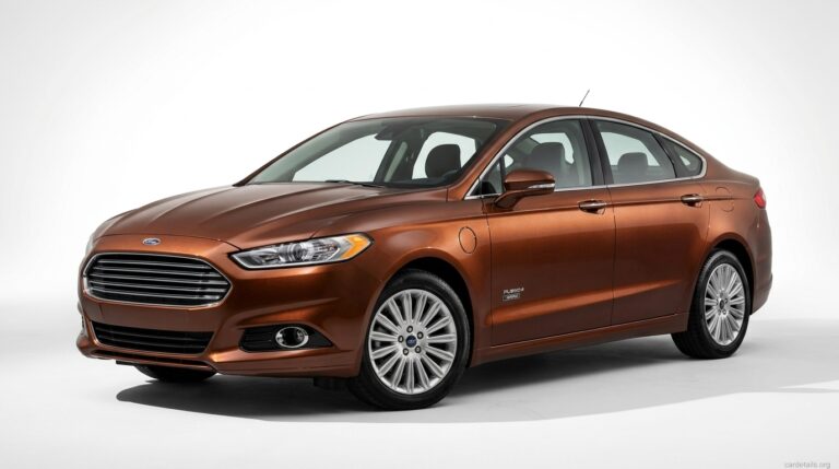 Ford 2015 Fusion Energi Plug-in Hybrid