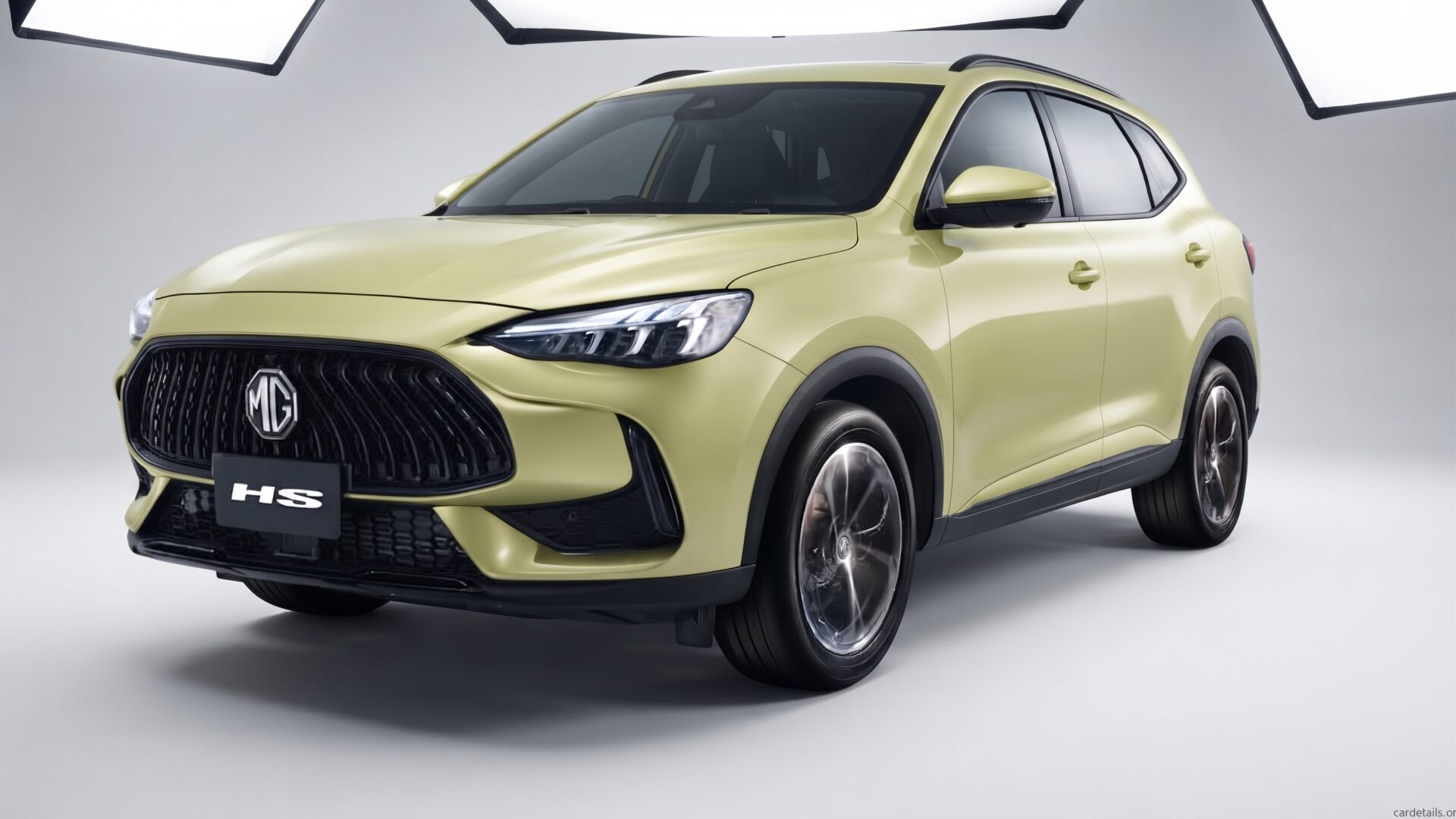 2022 MG HS
