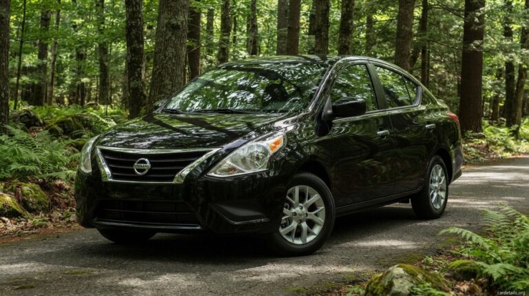 Nissan 2015 Versa