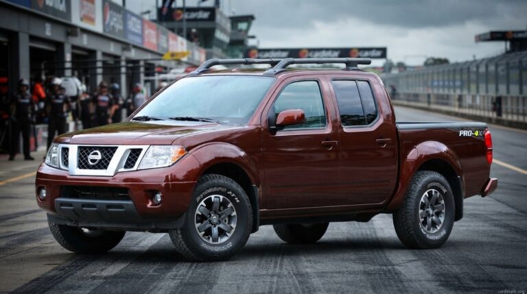 Nissan 2016 Frontier 4WD