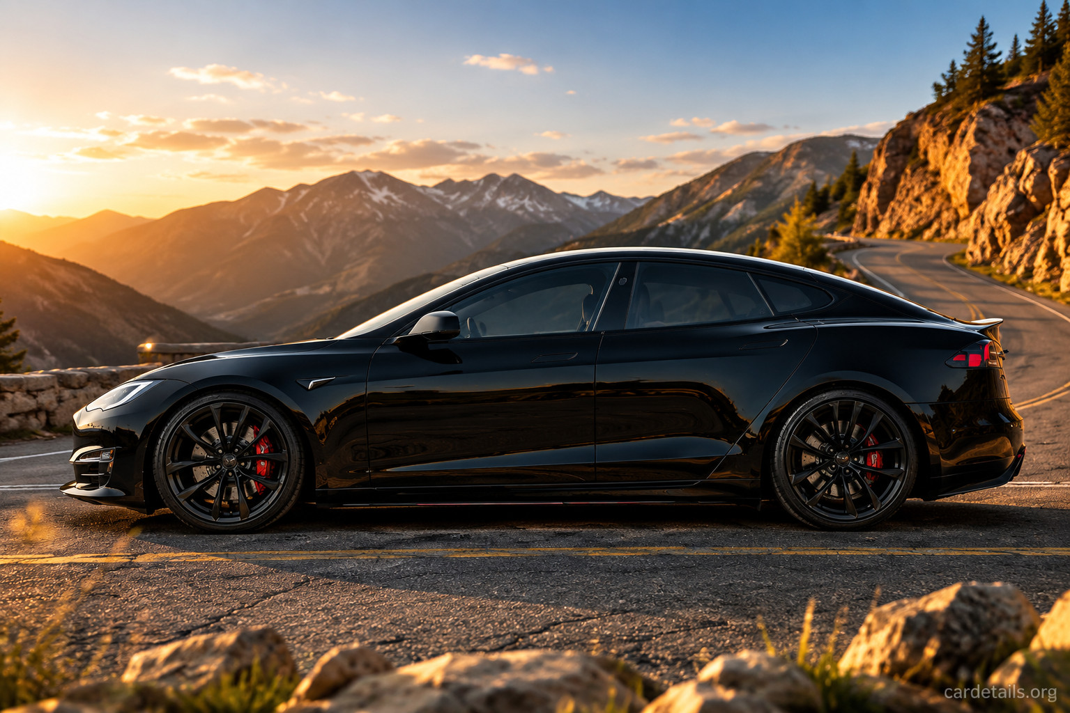 2024 Tesla Model S Plaid (21in wheels)