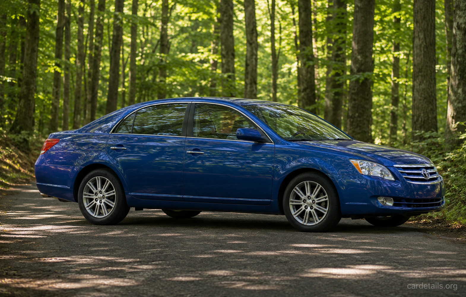 2005 Toyota Avalon