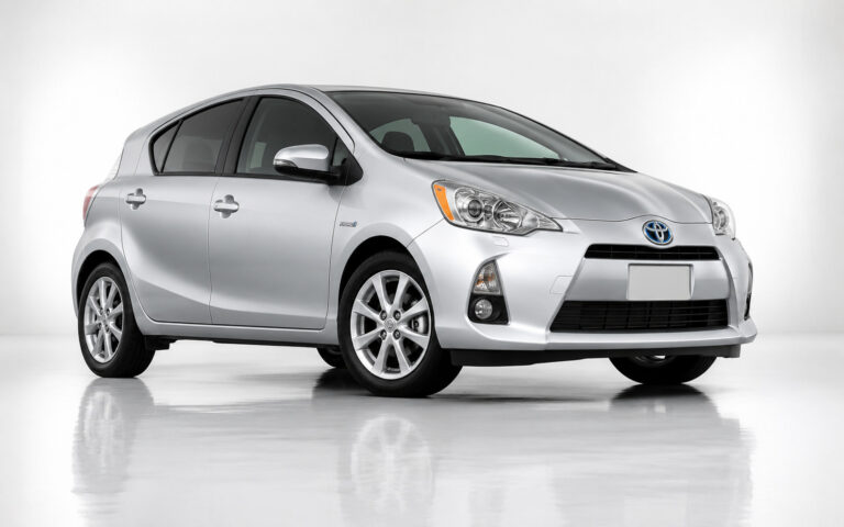 Toyota 2012 Prius Plug-in Hybrid