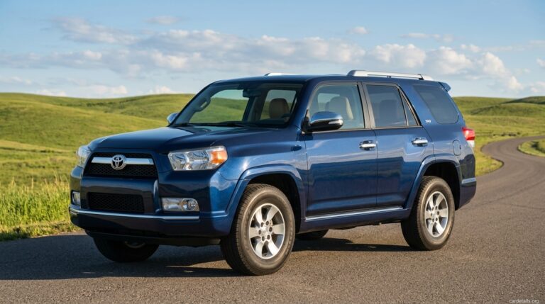 Toyota 2013 4Runner 2WD