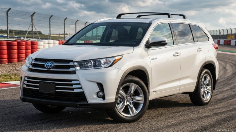 Toyota 2017 Highlander Hybrid AWD