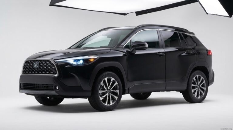 Toyota 2022 Corolla Cross 4WD