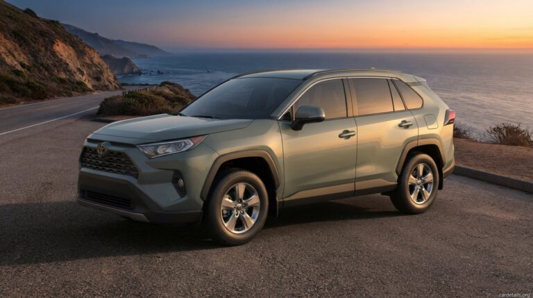Toyota 2022 RAV4 AWD LE