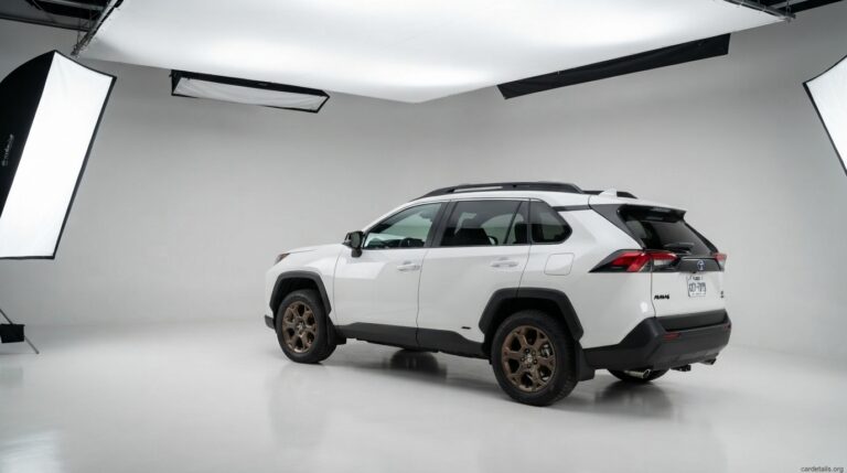 Toyota 2024 RAV4 Hybrid AWD Woodland Edition