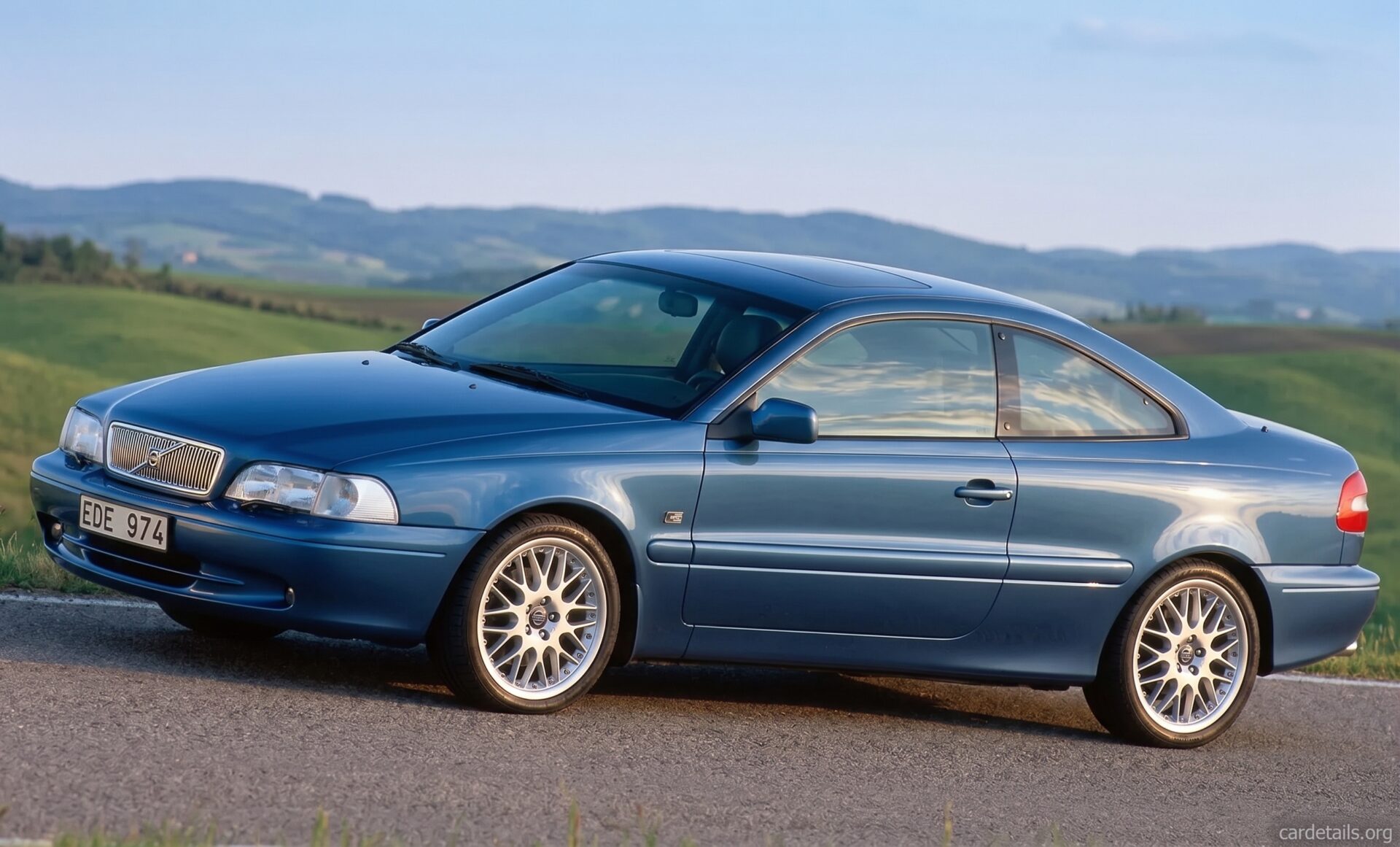 2001 Volvo C70 Coupe