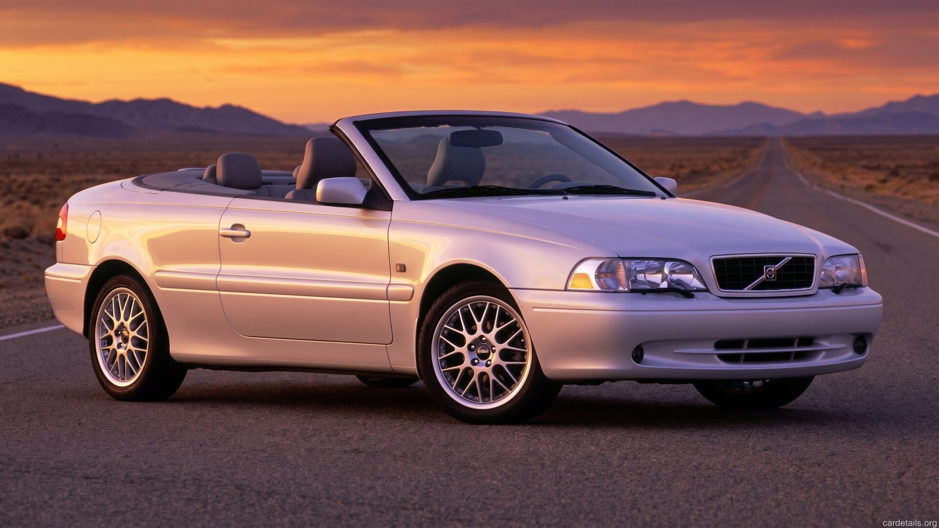 2002 Volvo C70 Convertible
