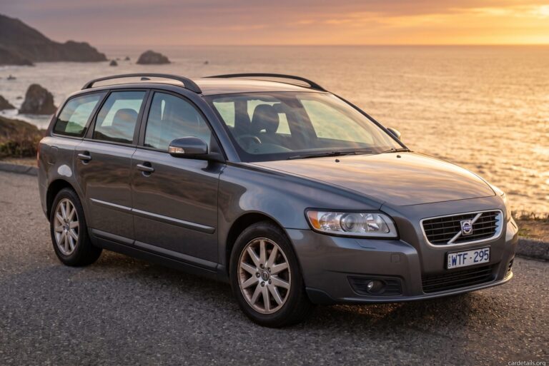 Volvo 2008 V50 FWD