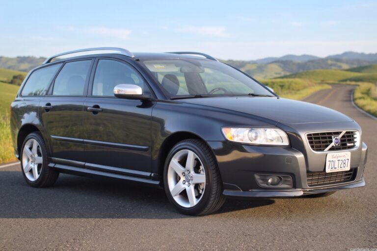 Volvo 2009 V50 AWD
