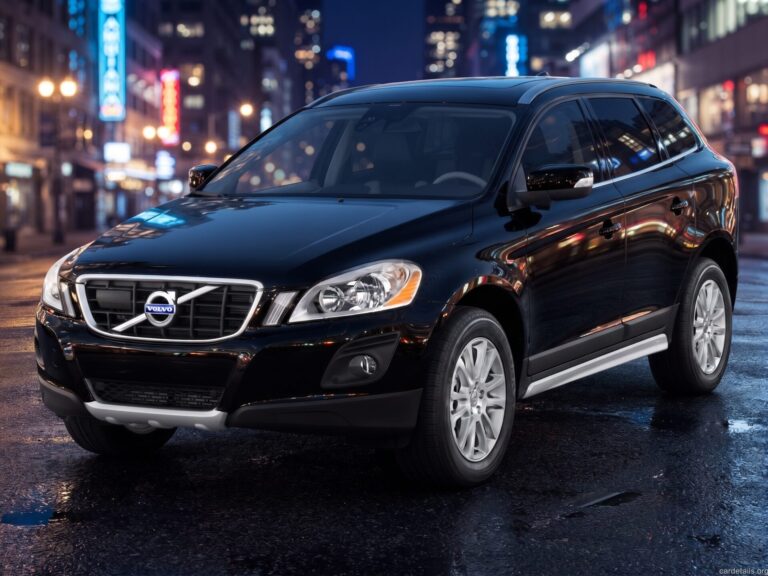 Volvo 2011 XC60 AWD