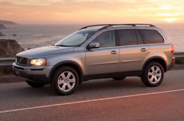 Volvo 2012 XC90 FWD