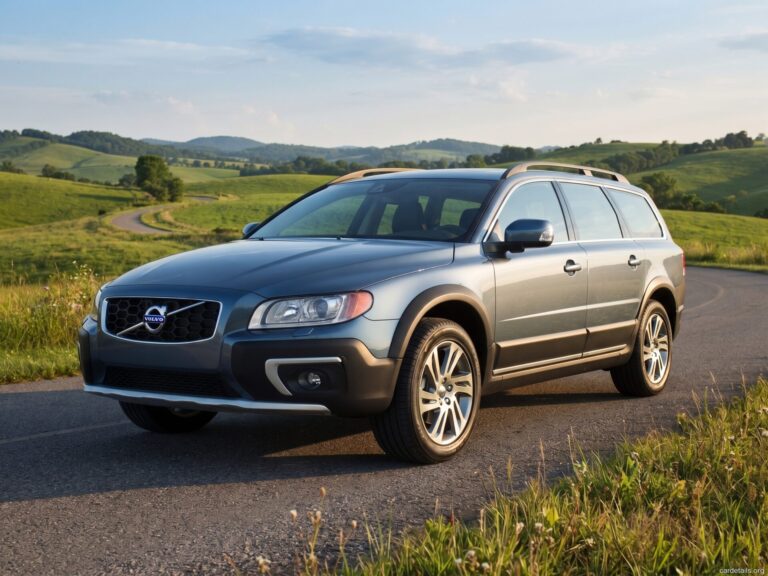Volvo 2014 XC70 AWD