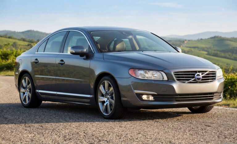 Volvo 2015 S80 FWD