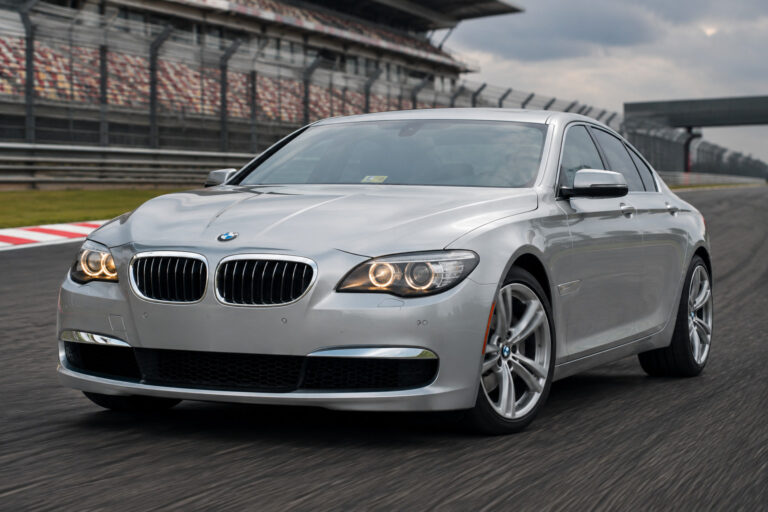 BMW 2010 750Li xDrive