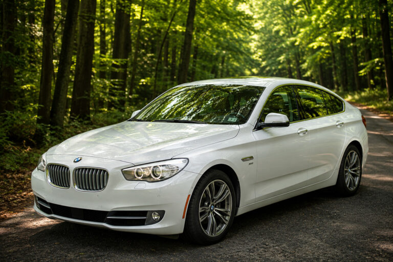 BMW 2011 740Li
