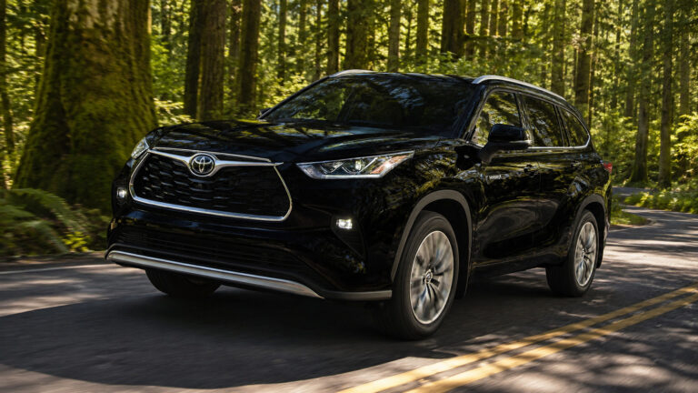 Toyota 2020 Highlander Hybrid AWD LTD/PLAT
