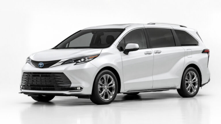 Toyota 2020 Sienna 2WD