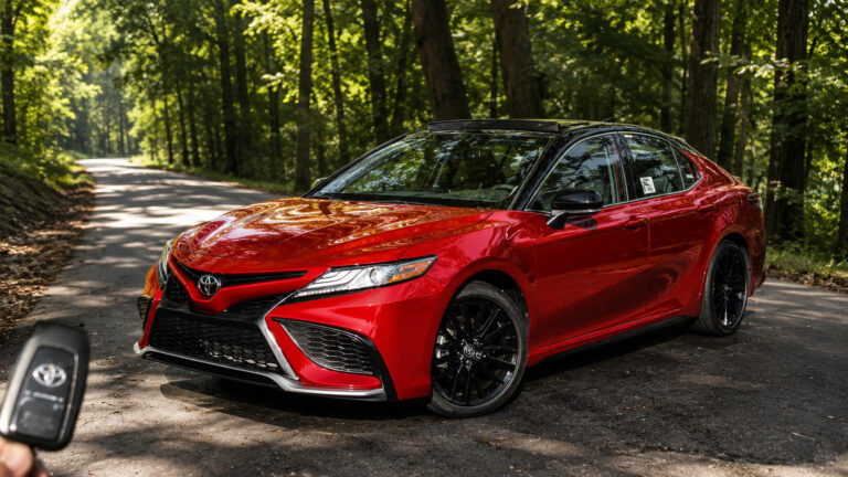 Toyota 2021 Camry XSE