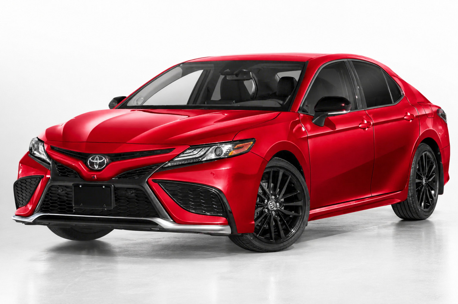 2022 Toyota Camry Hybrid LE
